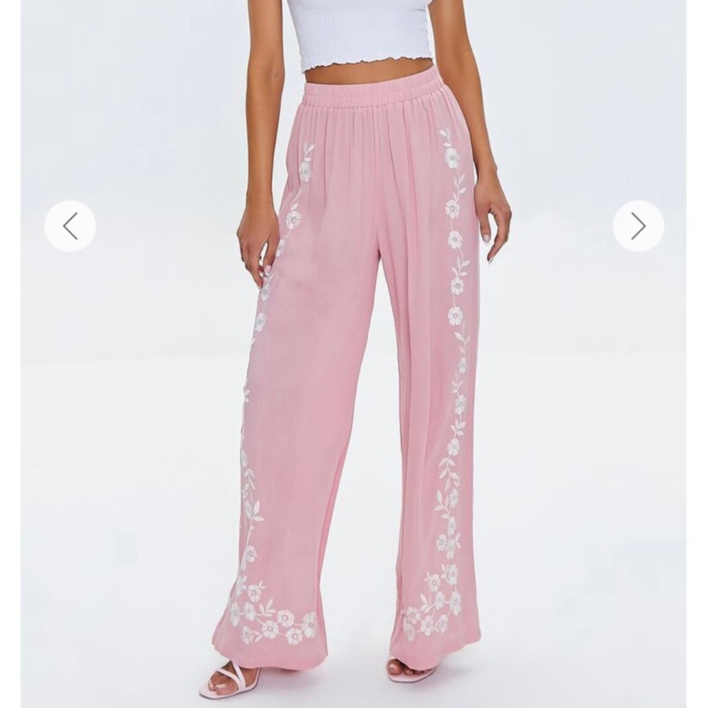 BRAND NEW FOREVER 21 long woven pants!! With tag:)